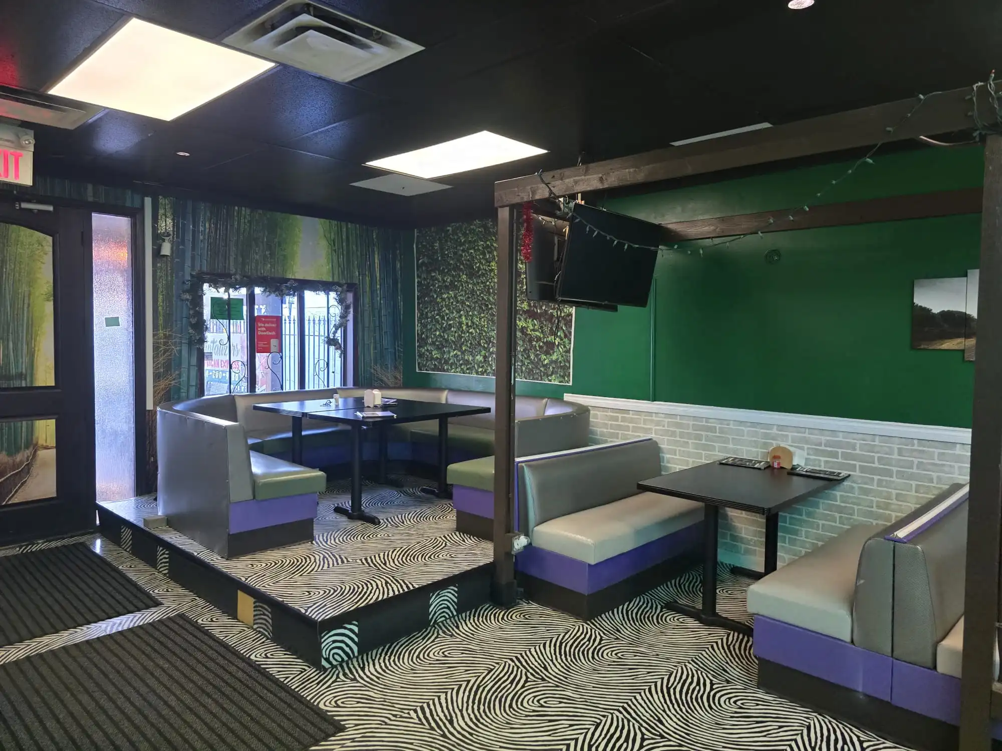 The Tantalizers African House restaurant interior Edmonton